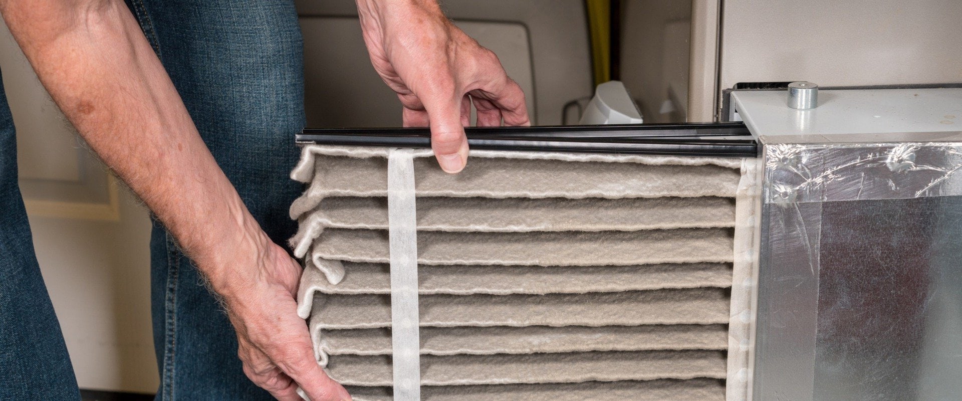 Spot Dirty HVAC Air Filter Symptoms During Your HVAC Tune-Up in Florida for Optimal Performance